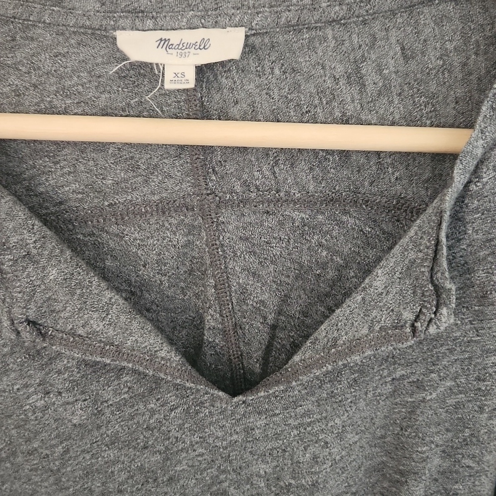 Madewell Henley Gray Women's Shortsleeve V-neck Top XS Comfy Casual - Picture 2 of 5